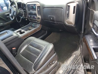 Zdjęcie 8 z 13 samochodu: 2017 GMC SIERRA K2500 DENALI VIN:1GT12UEY2HF196956 - miniatura