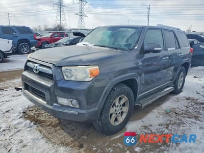 2011 TOYOTA 4RUNNER SR5 JTEZU5JR8B5028507 - główne zdjęcie licytacji z USA - miniatura