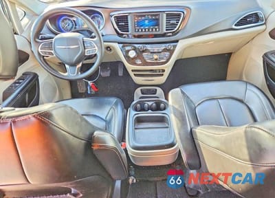 Zdjęcie 8 z 11 samochodu: 2020 CHRYSLER VOYAGER LXI VIN:2C4RC1DG5LR260920 - miniatura