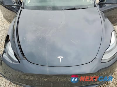 Zdjęcie 12 z 15 samochodu: 2024 TESLA MODEL Y VIN:7SAYGDEE0RA227570 - miniatura