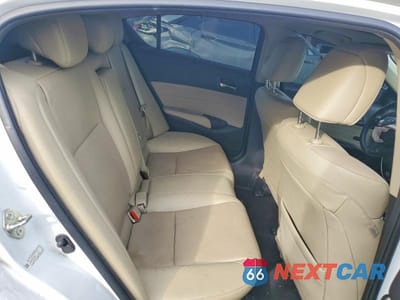 Zdjęcie 10 z 12 samochodu: 2016 ACURA ILX PREMIUM VIN:19UDE2F79GA008302 - miniatura