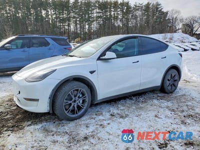 2024 TESLA MODEL Y 7SAYGDED6RA318642 - główne zdjęcie licytacji z USA - miniatura