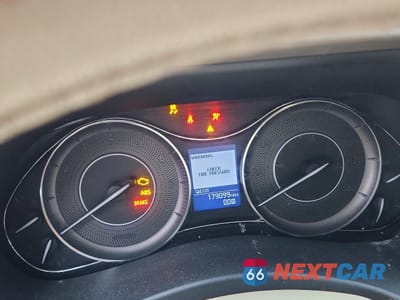 Zdjęcie 9 z 15 samochodu: 2015 INFINITI QX80 VIN:JN8AZ2NF9F9573510 - miniatura