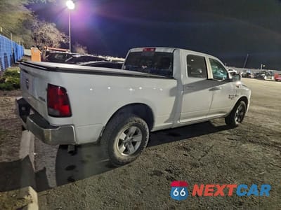 Trzecie zdjęcie samochodu z tyłu: 2019 RAM 1500 CLASSIC SLT VIN:1C6RR7TTXKS587446 - miniatura