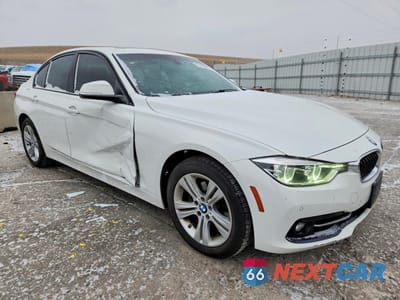Czwarte zdjęcie samochodu z boku: 2016 BMW 328 XI SULEV VIN:WBA8E3G50GNU38549 - miniatura