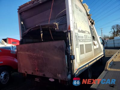 Trzecie zdjęcie samochodu z tyłu: 2006 ISUZU NPR VIN:JALC4B16767015447 - miniatura