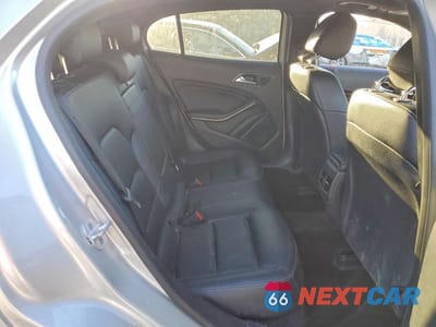 Zdjęcie 11 z 13 samochodu: 2017 MERCEDES-BENZ GLA 250 VIN:WDCTG4EBXHJ344753 - miniatura