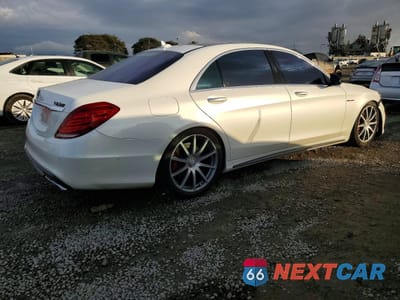 Trzecie zdjęcie samochodu z tyłu: 2015 MERCEDES-BENZ S 63 AMG VIN:WDDUG7JB2FA094493 - miniatura