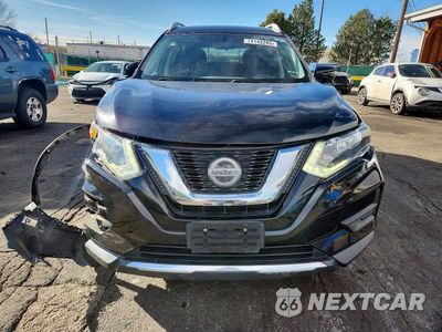 Piąte zdjęcie samochodu w środku: 2018 NISSAN ROGUE S VIN:5N1AT2MV5JC810507 - miniatura