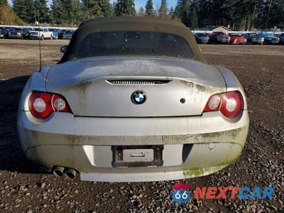 Zdjęcie 6 z 11 samochodu: 2005 BMW Z4 2.5 VIN:4USBT33595LR71295 - miniatura