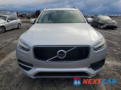Piąte zdjęcie samochodu w środku: 2016 VOLVO XC90 T6 VIN:YV4A22PKXG1054408 - miniatura