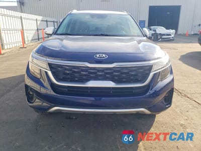 Piąte zdjęcie samochodu w środku: 2021 KIA SELTOS S VIN:KNDEUCAA7M7223488 - miniatura