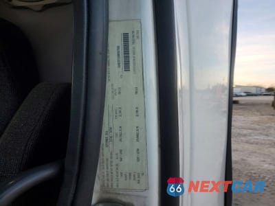 Zdjęcie 10 z 10 samochodu: 2017 VOLVO VN VNL VIN:4V4N39TG9HN987968 - miniatura