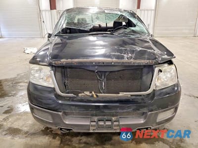 Piąte zdjęcie samochodu w środku: 2004 FORD F150 VIN:1FTRF04564KD24382 - miniatura