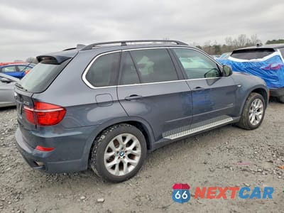 Trzecie zdjęcie samochodu z tyłu: 2013 BMW X5 XDRIVE35I VIN:5UXZV4C59D0B11368 - miniatura