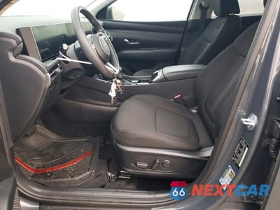 Zdjęcie 7 z 12 samochodu: 2025 HYUNDAI TUCSON SEL VIN:5NMJBCDE1SH521009 - miniatura