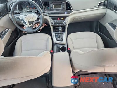 Zdjęcie 8 z 12 samochodu: 2018 HYUNDAI ELANTRA SE VIN:5NPD74LF0JH319052 - miniatura