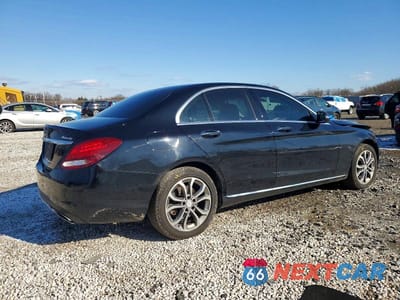 Trzecie zdjęcie samochodu z tyłu: 2017 MERCEDES-BENZ C 300 4MATIC VIN:55SWF4KB1HU187145 - miniatura