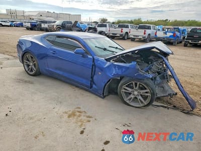 Czwarte zdjęcie samochodu z boku: 2020 CHEVROLET CAMARO LS VIN:1G1FB1RS8L0148117 - miniatura