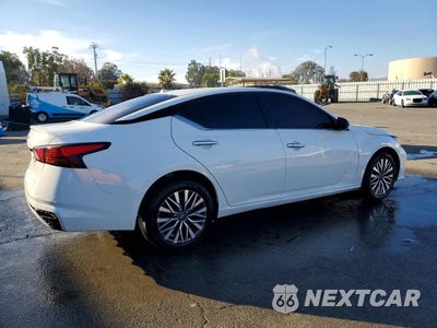 Trzecie zdjęcie samochodu z tyłu: 2025 NISSAN ALTIMA SV VIN:1N4BL4DV5SN369915 - miniatura