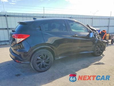 Trzecie zdjęcie samochodu z tyłu: 2021 HONDA HR-V SPORT VIN:3CZRU6H19MM702679 - miniatura