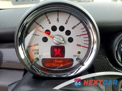 Zdjęcie 9 z 11 samochodu: 2013 MINI COOPER S VIN:WMWSV3C50DT475880 - miniatura