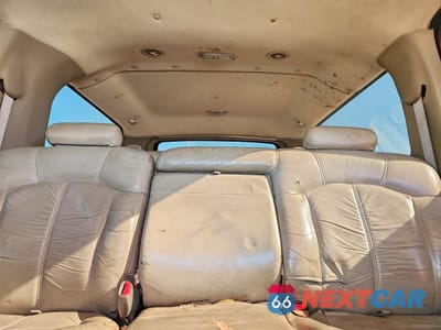 Zdjęcie 10 z 13 samochodu: 2002 CHEVROLET SUBURBAN C1500 VIN:1GNEC16Z62J187158 - miniatura