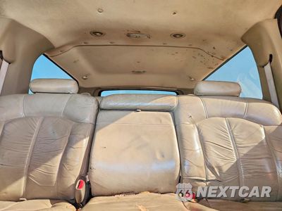 Zdjęcie 10 z 13 samochodu: 2002 CHEVROLET SUBURBAN C1500 VIN:1GNEC16Z62J187158 - miniatura
