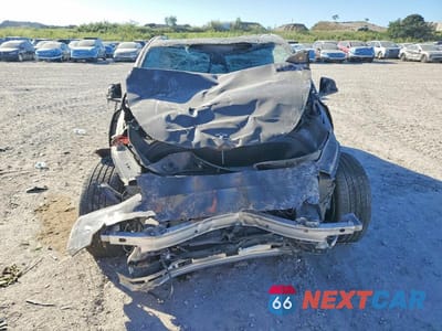 Piąte zdjęcie samochodu w środku: 2024 TESLA MODEL Y VIN:7SAYGDED1RF105309 - miniatura