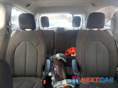 Zdjęcie 10 z 13 samochodu: 2017 CHRYSLER PACIFICA TOURING L VIN:2C4RC1BG3HR823859 - miniatura