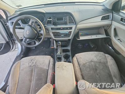 Zdjęcie 8 z 12 samochodu: 2015 HYUNDAI SONATA SE VIN:5NPE24AF5FH065769 - miniatura