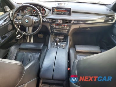 Zdjęcie 8 z 13 samochodu: 2017 BMW X5 M VIN:5YMKT6C33H0U39608 - miniatura