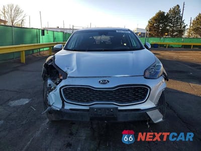 Piąte zdjęcie samochodu w środku: 2021 KIA SPORTAGE LX VIN:KNDPMCAC5M7929479 - miniatura