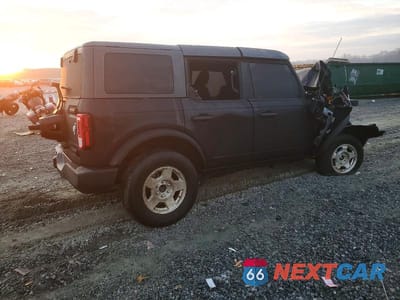 Trzecie zdjęcie samochodu z tyłu: 2024 FORD BRONCO BIG BEND VIN:1FMDE7BH8RLB20800 - miniatura