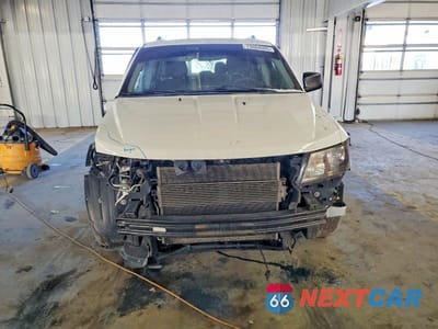 Piąte zdjęcie samochodu w środku: 2018 DODGE JOURNEY SE VIN:3C4PDCAB3JT385112 - miniatura