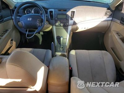 Zdjęcie 8 z 12 samochodu: 2009 HYUNDAI SONATA VIN:5NPET46C99H505993 - miniatura