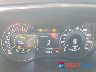 Zdjęcie 9 z 12 samochodu: 2017 LINCOLN MKC RESERVE VIN:5LMTJ3DH6HUL32310 - miniatura