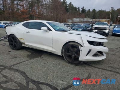 Czwarte zdjęcie samochodu z boku: 2018 CHEVROLET CAMARO LT VIN:1G1FB1RS7J0117907 - miniatura