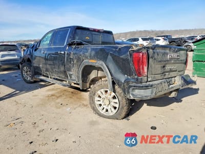 Drugie zdjęcie samochodu z przodu: 2022 GMC SIERRA K2500 DENALI VIN:1GT49REY8NF256093 - miniatura