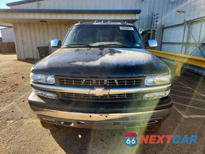 Piąte zdjęcie samochodu w środku: 2000 CHEVROLET SILVERADO K1500 VIN:2GCEK19T8Y1395435 - miniatura