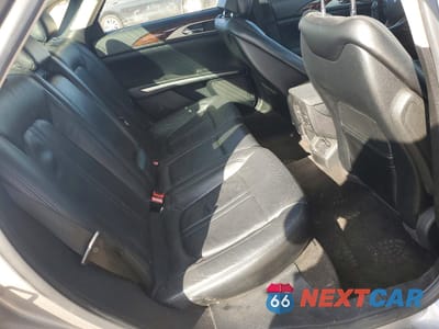 Zdjęcie 10 z 13 samochodu: 2015 LINCOLN MKZ VIN:3LN6L2GK8FR624976 - miniatura