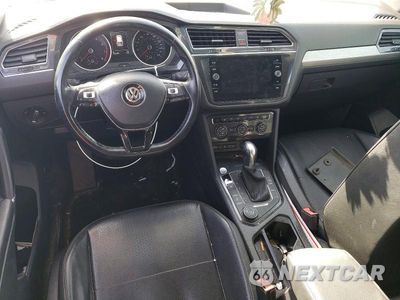 Zdjęcie 8 z 12 samochodu: 2018 VOLKSWAGEN TIGUAN SE VIN:3VV2B7AX6JM038789 - miniatura