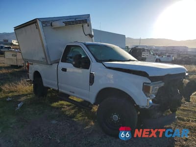 Czwarte zdjęcie samochodu z boku: 2020 FORD F250 SUPER DUTY VIN:1FTBF2BN1LEE09496 - miniatura