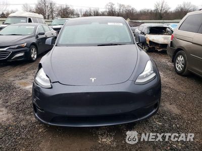 Piąte zdjęcie samochodu w środku: 2021 TESLA MODEL Y VIN:5YJYGDEE3MF198638 - miniatura
