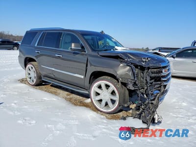 Czwarte zdjęcie samochodu z boku: 2020 CADILLAC ESCALADE LUXURY VIN:1GYS3BKJ4LR223279 - miniatura