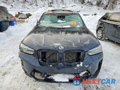 Piąte zdjęcie samochodu w środku: 2023 BMW X3 M VIN:5YM13EC02P9R88125 - miniatura