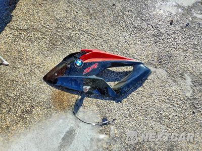 Zdjęcie 9 z 10 samochodu: 2016 BMW S 1000 RR VIN:WB10D2107GZ354132 - miniatura