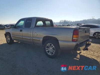 Drugie zdjęcie samochodu z przodu: 2001 CHEVROLET SILVERADO C1500 VIN:2GCEC19V911176052 - miniatura