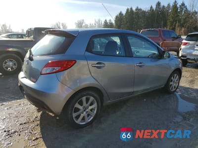 Trzecie zdjęcie samochodu z tyłu: 2014 MAZDA MAZDA2 TOURING VIN:JM1DE1LZ9E0171176 - miniatura