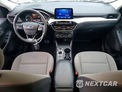 Zdjęcie 8 z 13 samochodu: 2021 FORD ESCAPE SE VIN:1FMCU9G66MUA99949 - miniatura